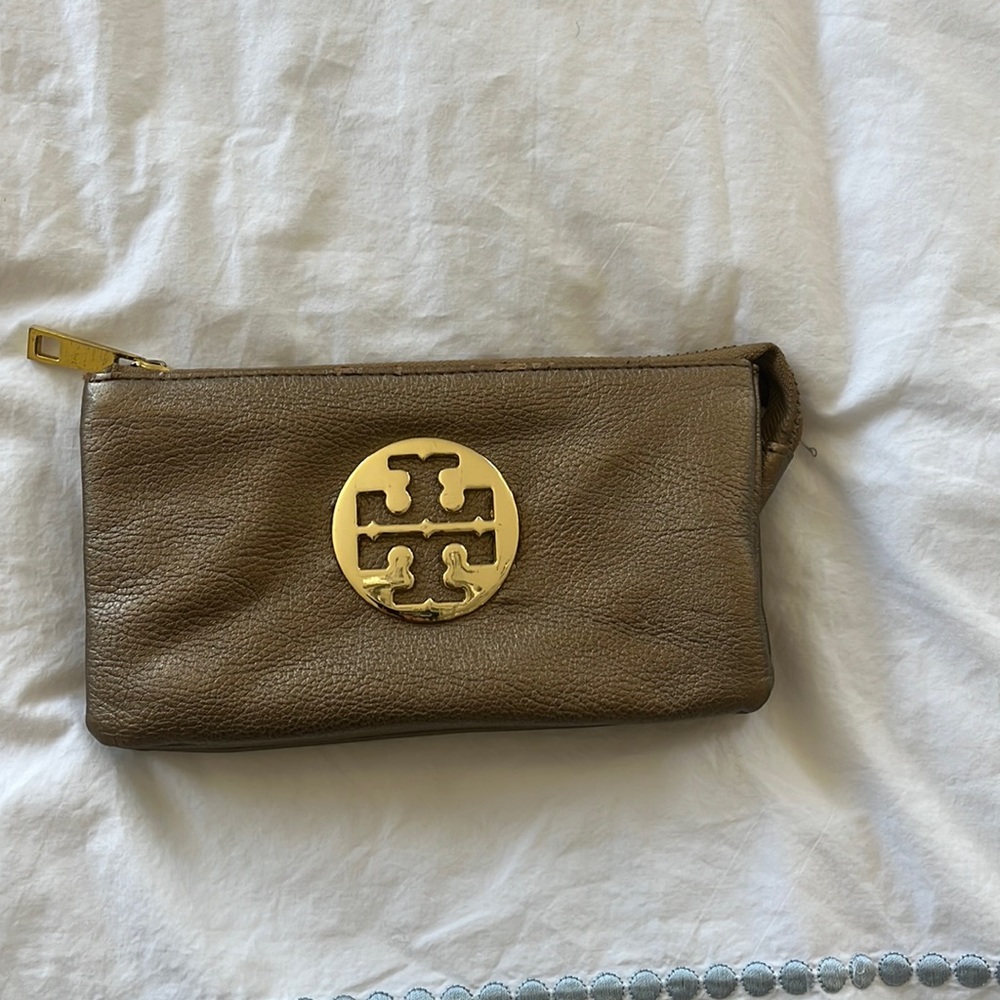 Tory Burch wallet